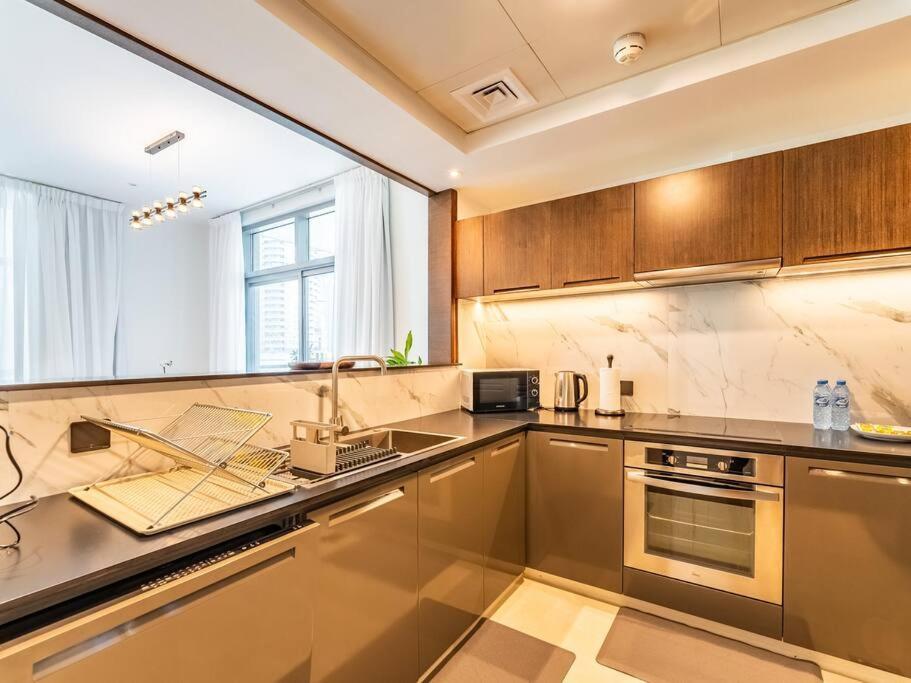 Apartment Modern Downtown Escape 1bedroom With Upscale Comfort