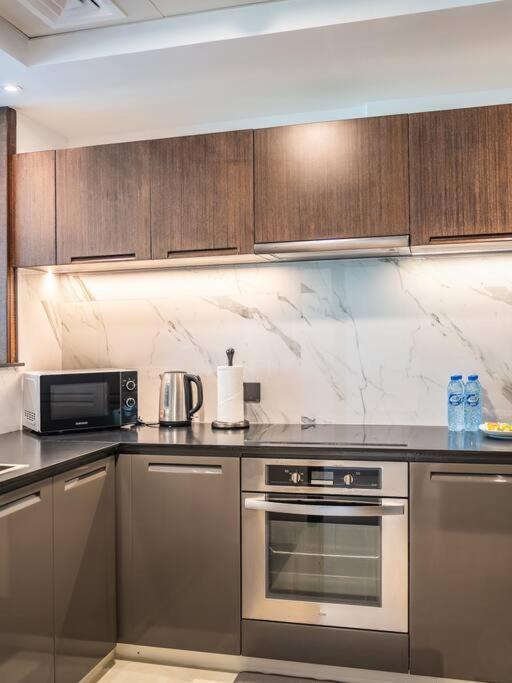 Apartment Modern Downtown Escape 1bedroom With Upscale Comfort *