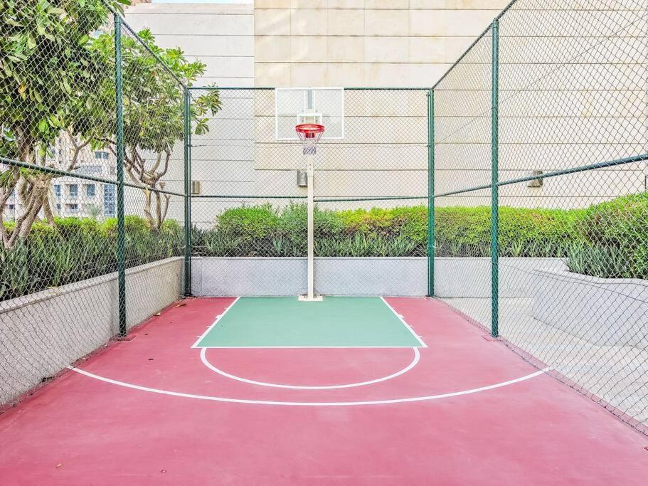 Modern Downtown Escape 1bedroom With Upscale Comfort Dubai